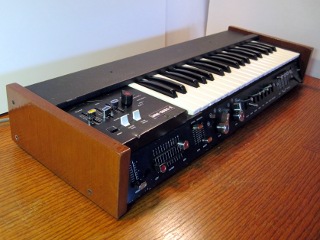 MiniKorg-700S