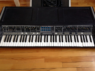 Polymoog model 203A